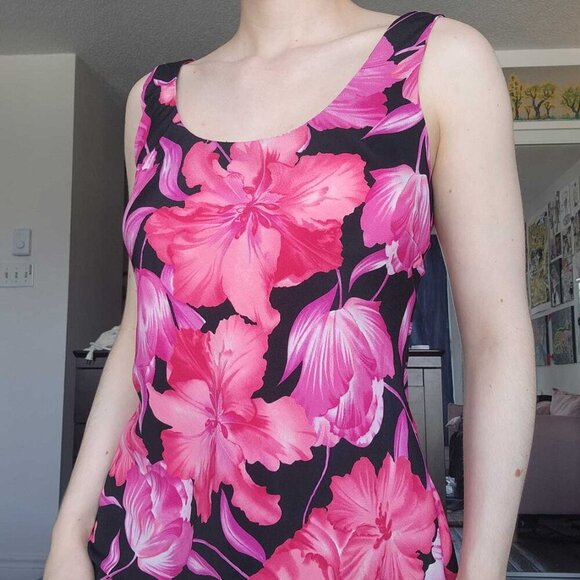 Vintage romantic 90s pink and black sleeveless midi floral dress with ruffles - Picture 3 of 14